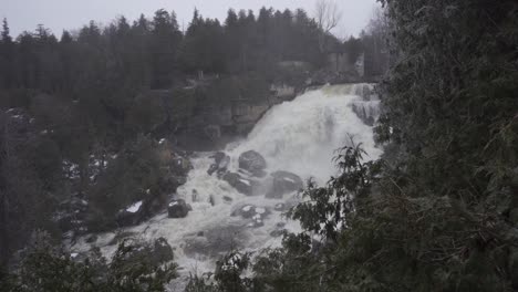 Water-Flowing-Over-Inglis-Falls-In-Canada,-Beautiful-Winter-Landscape-Destination