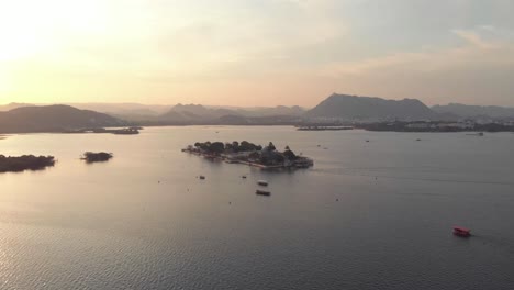 Aerial-view-of-Jag-Mandir,-palace-built-on-an-island-in-the-Lake-Pichola,-Udaipur,-India