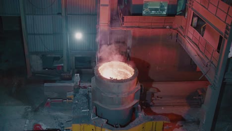 Inside-a-foundry,-steel-manufacturing