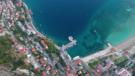 Omis-coastal-town-on-Croatian-Dalmatia-coast,-aerial-top-down-view