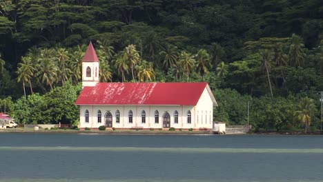 Small-church-at-Uturoa,-Raiatea,-Society-Islands,-French-Polynesia