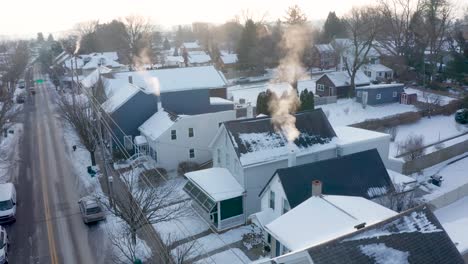 Aerial-establishing-shot-of-homes-in-small-town-USA