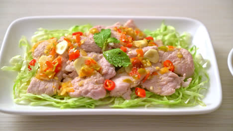 Spicy-Pork-Salad-or-Boiled-Pork-with-Lime-Garlic-and-Chili-Sauce