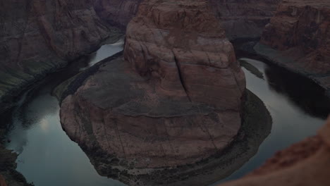 Horseshoe-Bend-in-Page,-Arizona-|-Aerial-View-of-Red-Rock-River-Canyon