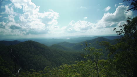 Beautiful-green-mountain-landscape-from-Mt-Glorious-in-Brisbane---wide