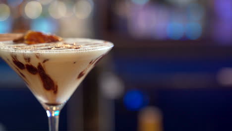cinnamon-and-chocolate-smoking-cocktail-slider-shoot-blurry-background