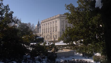 Schneedecke-Im-Königlichen-Palast-Von-Madrid