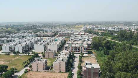 Apartamentos-Listos-Para-Mudarse-En-La-Provincia-De-Punjab,-India