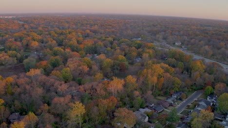Panoramic-aerial-view-of-highway-40-through-Ladue-in-St