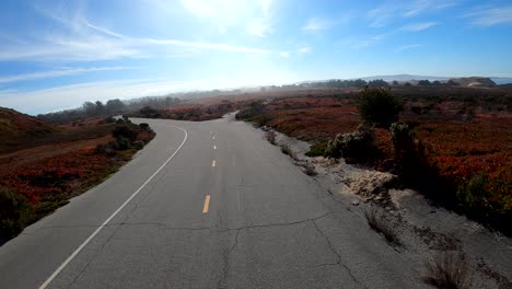 Der-Monterey-Coastal-Recreational-Bike-Trail-Ist-Einer-Der-Landschaftlich-Reizvollsten-Trails,-Der-Sich-18-Meilen-Lang-Entlang-Des-Pacific-Coast-Highway-Erstreckt