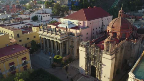 Static-Aerial-View-of-Teatro-Juarez,-San-Felipe-Neri-Church,-Guanajuato,-Mexico