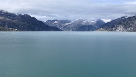 Pasaje-Interior,-Parque-Nacional-De-La-Bahía-De-Los-Glaciares-Alaska