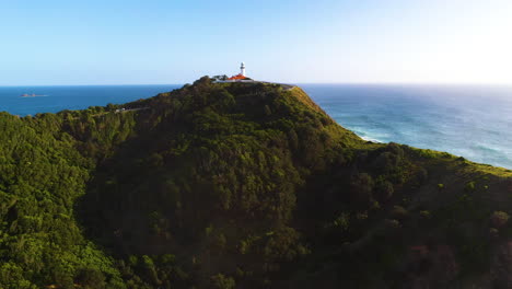 Wide-descending-drone-shot-of-Byron-Lighthouse-in-Australia