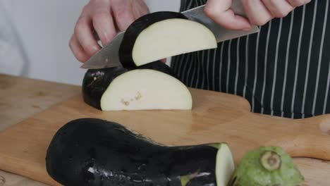 Chef-cutting-eggplant
Shot-in-2