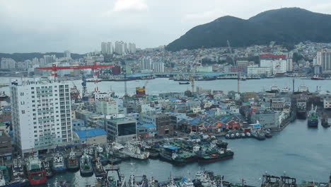 Zeitraffer-Des-Werfthafens-In-Busan,-Südkorea