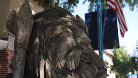 Estatua-Troll-En-Exhibición-Cerca-De-Fresno-California