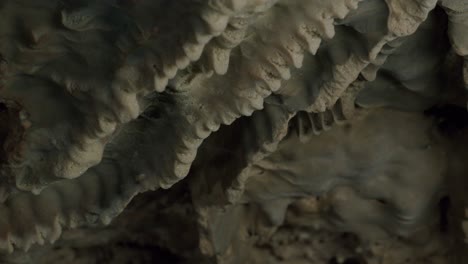 Close-up-shot-of-A-stalactite-cave-wall