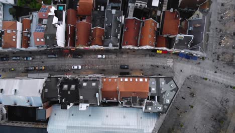 Luftvogelperspektive-Flug-über-Brüssels-Stadtgebäude-An-Bewölkten-Tagen,-Belgien