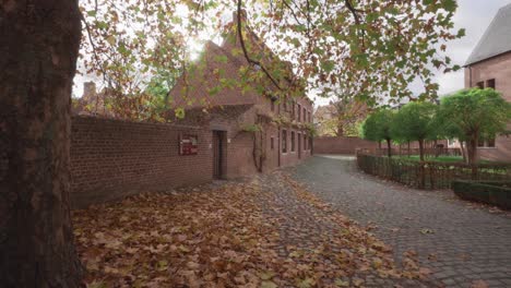 Great-beguinage-in-autumn-fall,-Leuven,-Belgium
