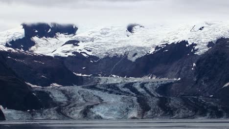 El-Paisaje-De-Alaska-Con-El-Hermoso-Glaciar-Johns-Hopkins