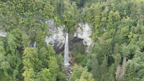 Panoramic-of-Wildenstein-Waterfall-in-the-southern-Austrian-Alps,-Aerial-dolly-out-wide-shot