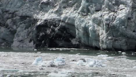 Paisaje-Congelado-Cerca-Del-Glaciar-De-Marea-Glaciar-Margerie,-Alaska