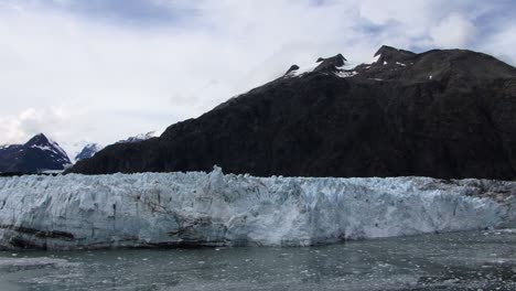 Glaciar-Margerie-En-El-Parque-Nacional-De-La-Bahía-De-Los-Glaciares,-Alaska