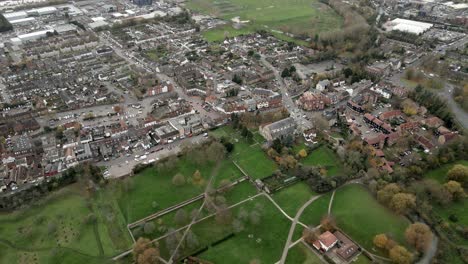 Waltham-Abbey,-Essex,-4k-Luftaufnahmen,-Hoher-Standpunkt