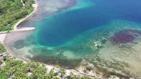 Küste-Mit-Sandstrand-Und-Türkisfarbenem-Wasser-In-Negros-Oriental,-Philippinen