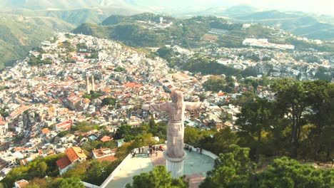 Monumental-Christ-at-Atachi-Hills,-Taxco,-Mexico,-Aerial-View