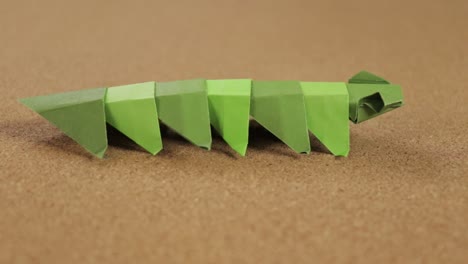 Paper-worm-made-with-the-origami-technique