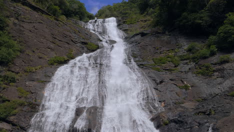 Beautiful-waterfall-in-Tao,-near-Hienghene,-New-Caledonia