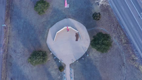 An-overhead-drone-shot-of-the-US-Marine-Memorial,-Golden-CO