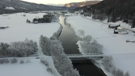 País-De-Las-Maravillas-De-Invierno-En-Noruega