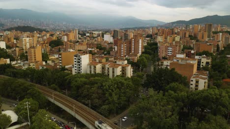 Metro-Train-Departs-from-Colombian-City