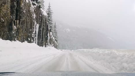 Driving-Offroad-On-Snow-covered-Landscape-In-Snoqualmie,-Washington-With-Snowfall-During-Winter