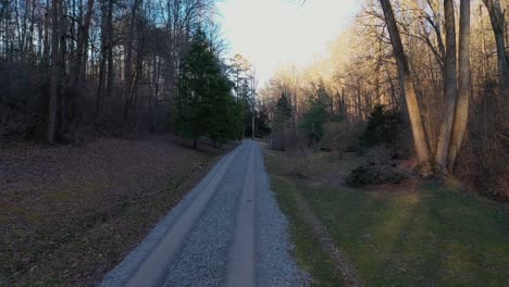 Camino-A-Través-De-Un-Parque-En-Oak-Ridge-Tennessee