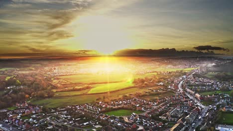 Beautiful-Golden-Sunset-Over-Village-Of-Hemingfield,-Barnsley,-England