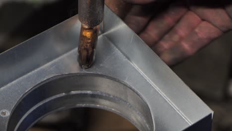 Welding-of-metal-parts-with-spot-welding