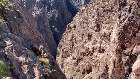 Orange-rock-formation-of-majestic-river-canyon,-Royal-Gorge,-Colorado