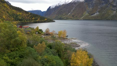 The-lovely-little-place-Vike-in-Eikesdal-is-located-between-precipitous-mountains,-an-hour's-drive-from-the-city-of-Molde