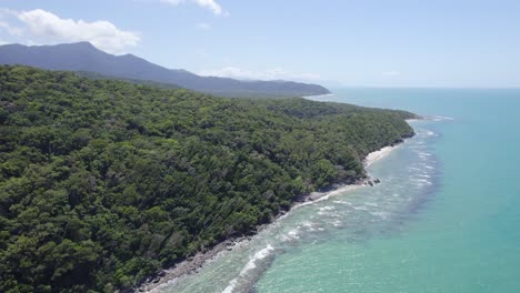 Aerial-Panorama-Of-Lush-Tropical-Paradise-Of-Daintree-Rainforest-On-The-Coast-Of-Queensland-In-Australia