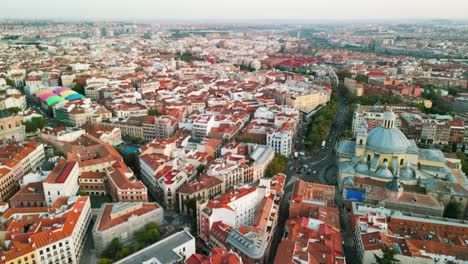 Aerial-Shot-Of-Famous-St.Francis-Cathedral,-Madrid,-Spain