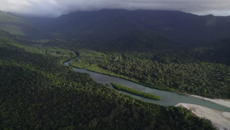 Panoramic-View-Of-Vast-Forest-Landscape-In-Daintree-National-Park,-Cape-Tribulation,-Queensland-Australia