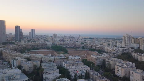 Antenne-Des-Nordens-Von-Tel-Aviv-Israel-Während-Des-Sonnenuntergangs---Hohe-Gebäude-13