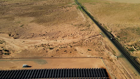Luftaufnahmen-Des-Solarparks-In-Arizona