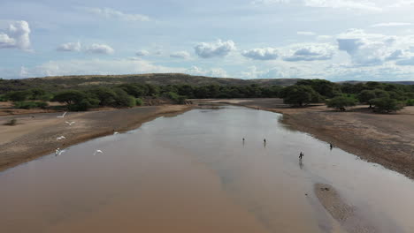 Wüste-Kenia,-Afrika-Landschaft-Eines-Flusses
