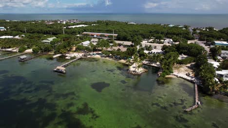 Plantation-Key-in-the-Florida-Keys,-aerial-view-with-boat-docks-and-houses