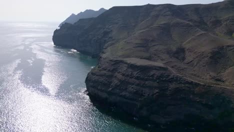Treacherous-cliff-sides-tower-over-the-Atlantic-Ocean