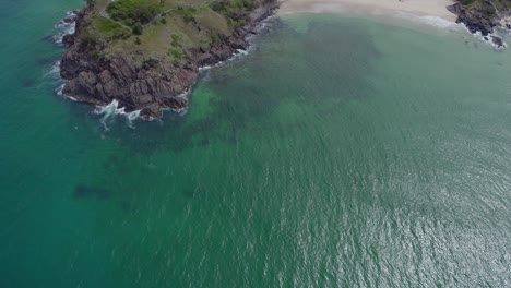 Aerial-View-Over-Norries-Headland-Between-Cabarita-Beach-And-Norries-Cove-In-NSW,-Australia---drone-shot
